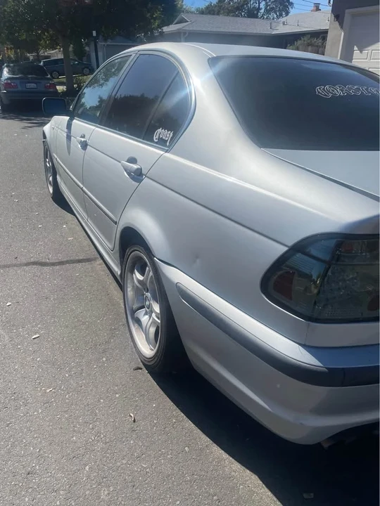 2004 BMW E46 330i & 330Ci - Image 6 of 7