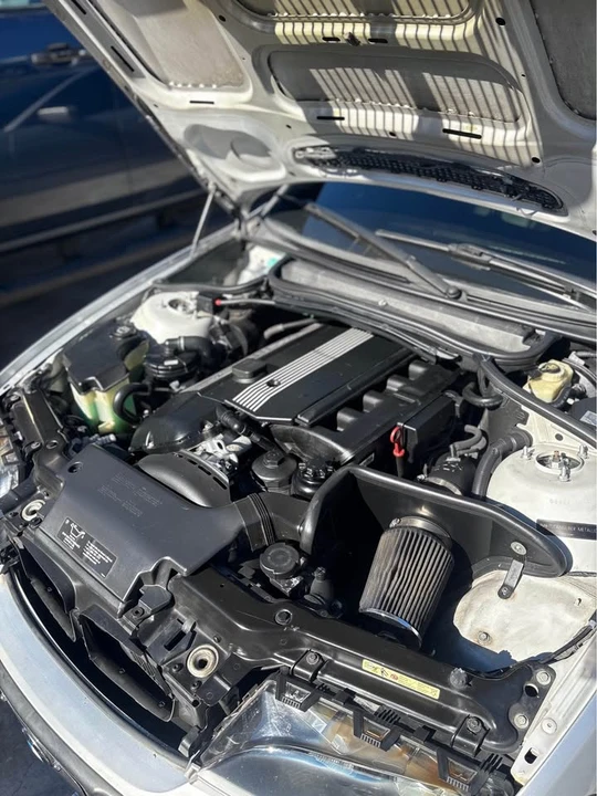 2004 BMW E46 330i & 330Ci - Image 3 of 6
