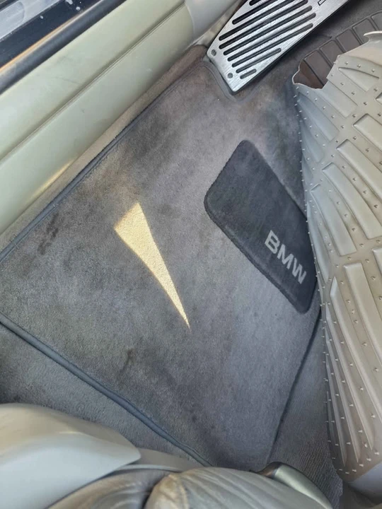 2004 BMW E46 330i & 330Ci - Image 14 of 17