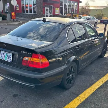 2004 BMW 330i xDrive Sedan