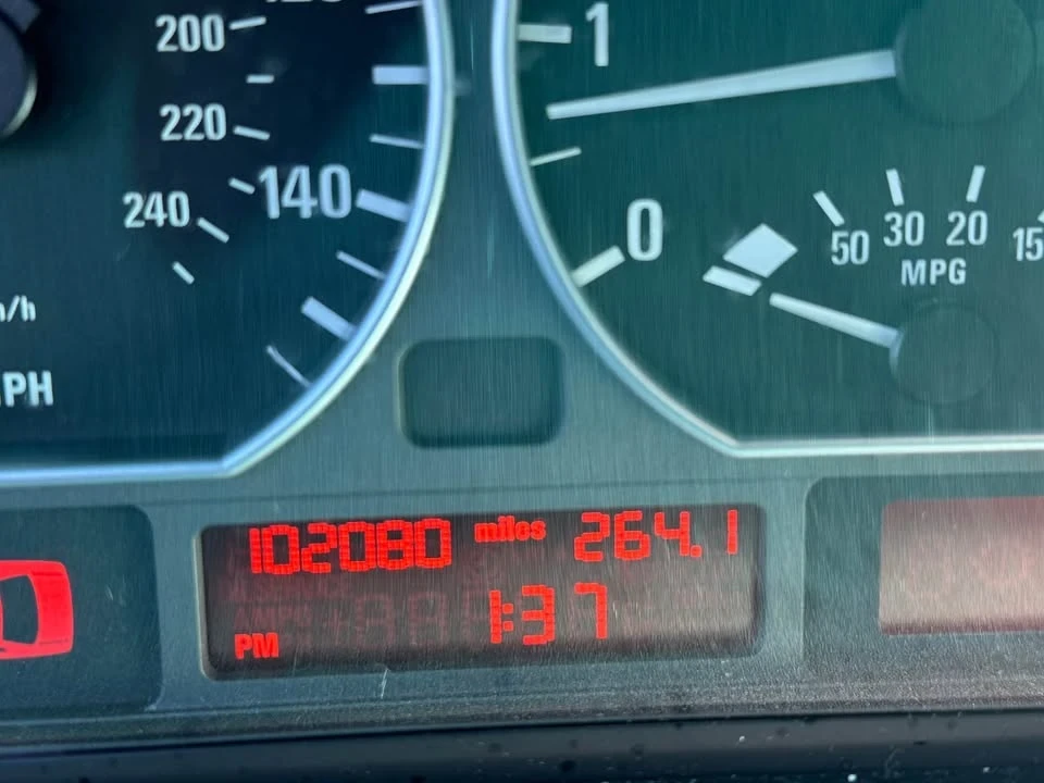 2004 BMW E46 330i & 330Ci - Image 9 of 16