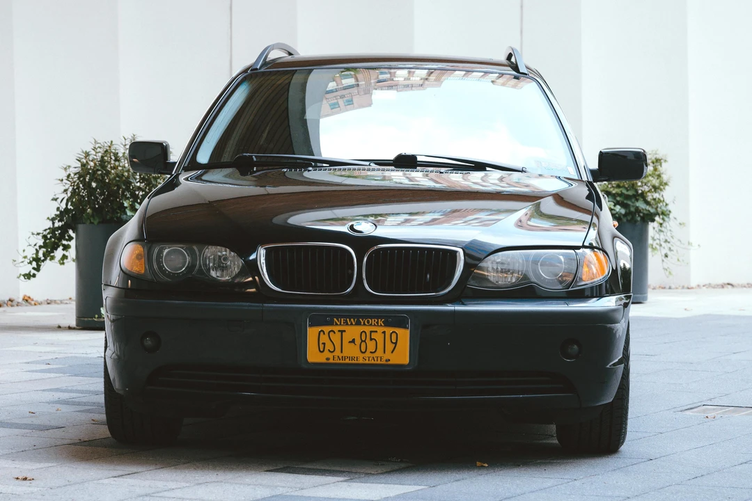 2004 BMW E46 3 Series - Image 2 of 31