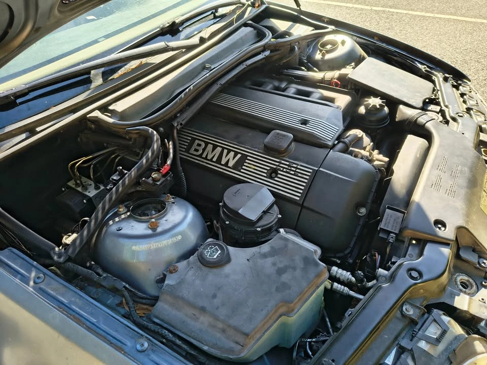 2004 BMW E46 3 Series - Image 8 of 11