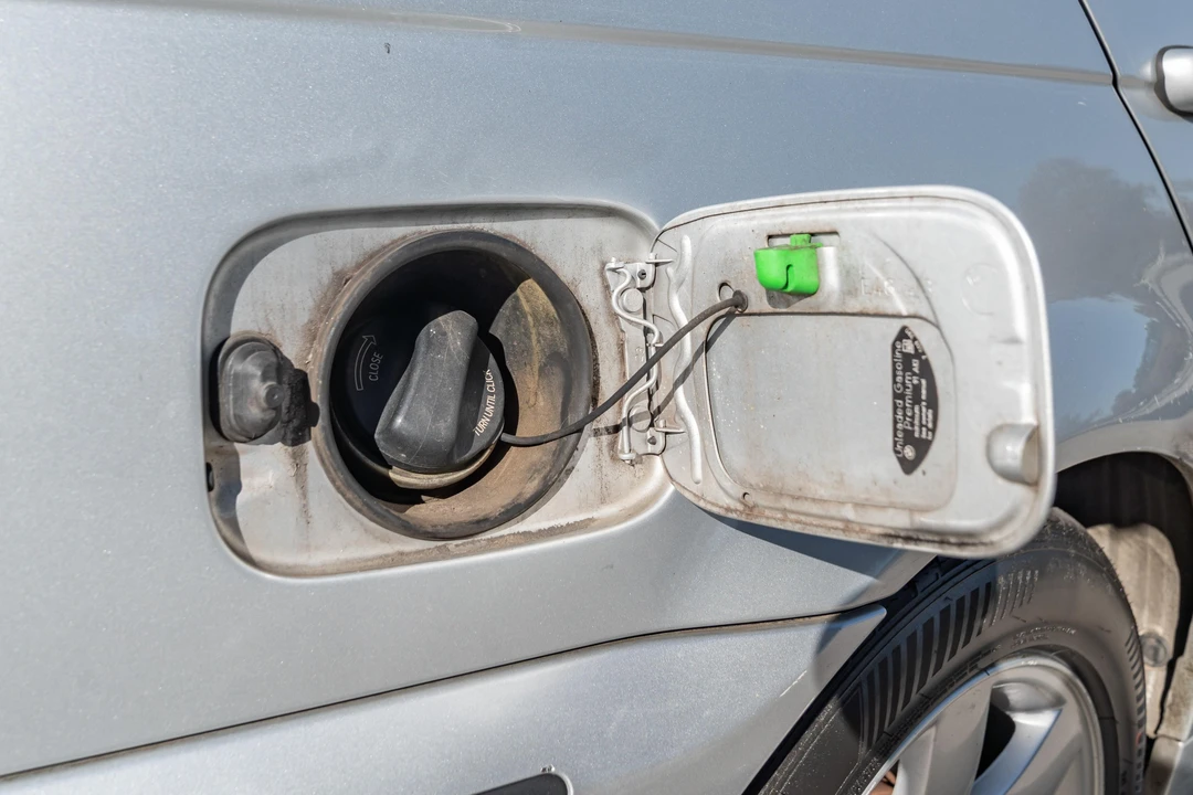 2004 BMW E46 3 Series - Image 28 of 31