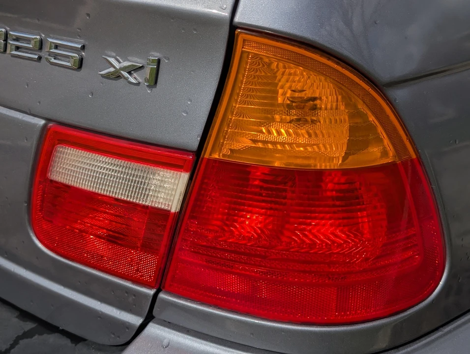 2004 BMW E46 3 Series - Image 29 of 31