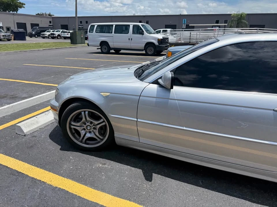 2004 BMW E46 330i & 330Ci - Image 11 of 20