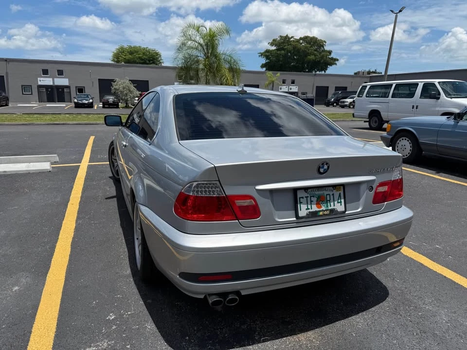 2004 BMW E46 330i & 330Ci - Image 9 of 20