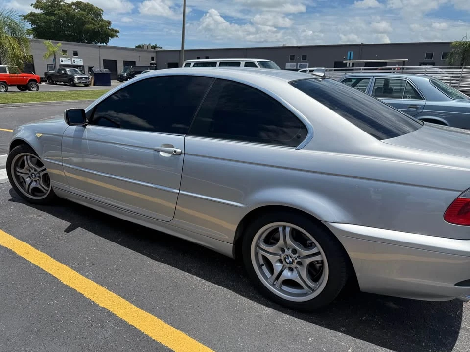 2004 BMW E46 330i & 330Ci - Image 13 of 20