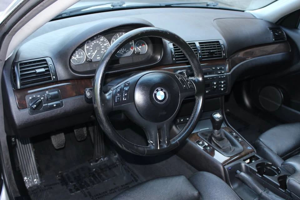 2004 BMW E46 330i & 330Ci - Image 9 of 15