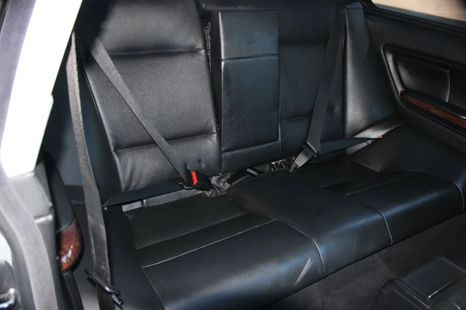 2004 BMW E46 330i & 330Ci - Image 11 of 15