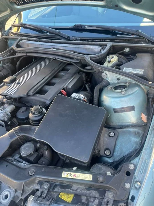 2004 BMW E46 330i & 330Ci - Image 3 of 14