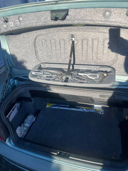 2004 BMW E46 330i & 330Ci - Image 6 of 14