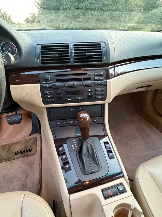 2004 BMW E46 330i & 330Ci - Image 12 of 17