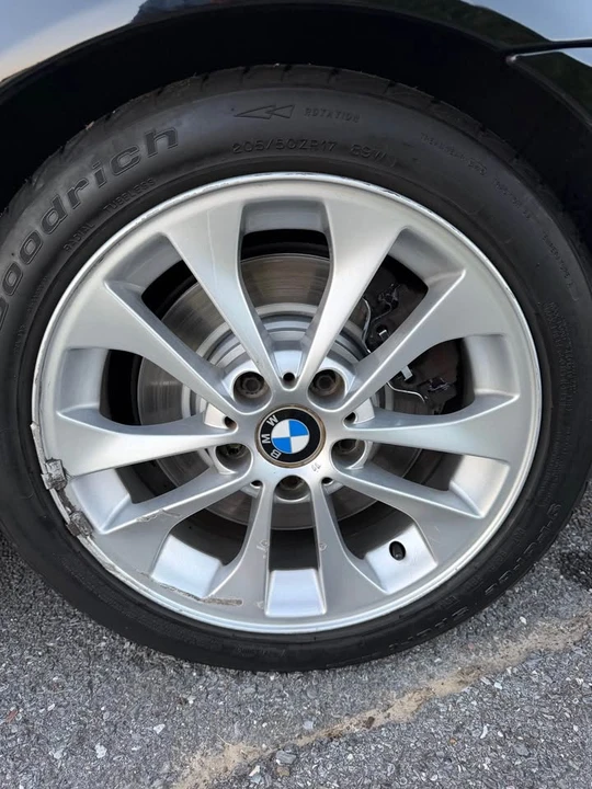 2004 BMW E46 330i & 330Ci - Image 15 of 17