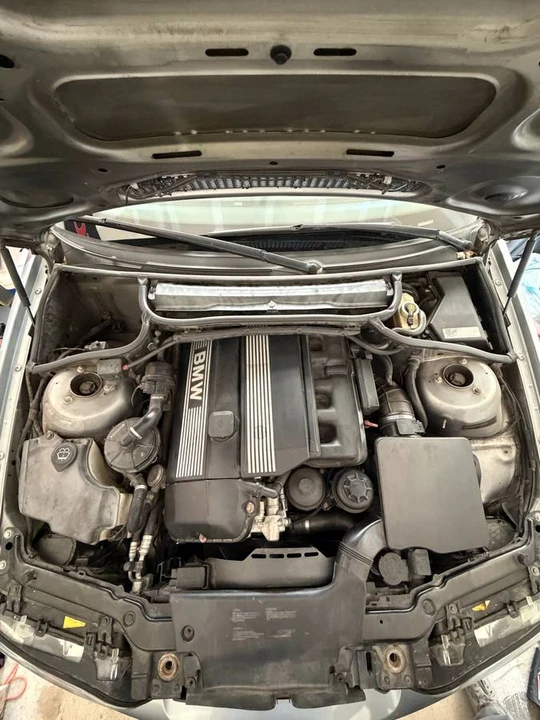2004 BMW E46 330i & 330Ci - Image 12 of 16
