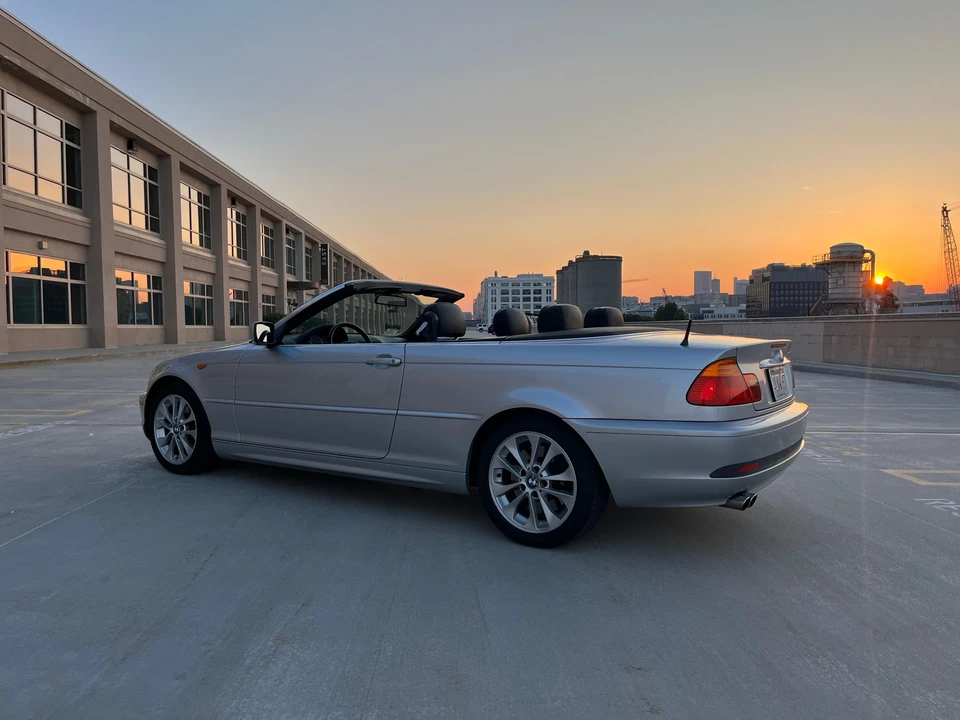 2004 BMW E46 330i & 330Ci - Image 10 of 31