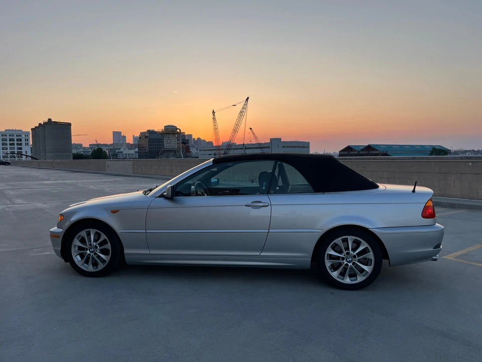 2004 BMW E46 330i & 330Ci - Image 21 of 31
