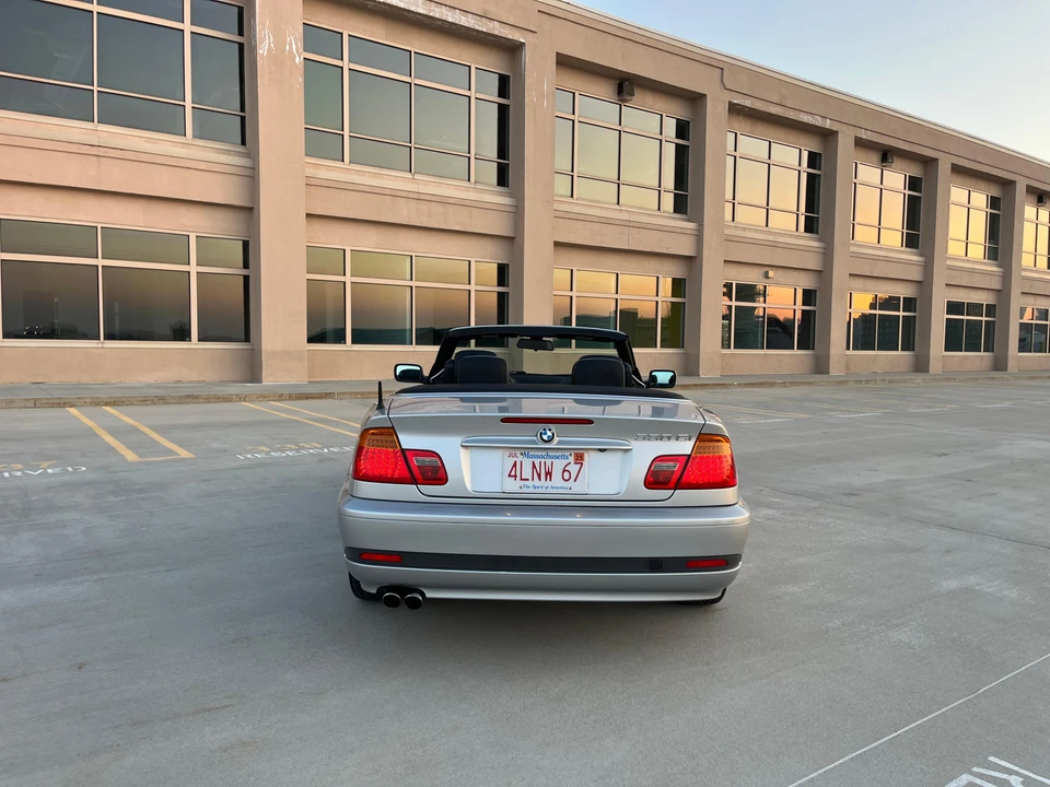2004 BMW E46 330i & 330Ci - Image 12 of 31