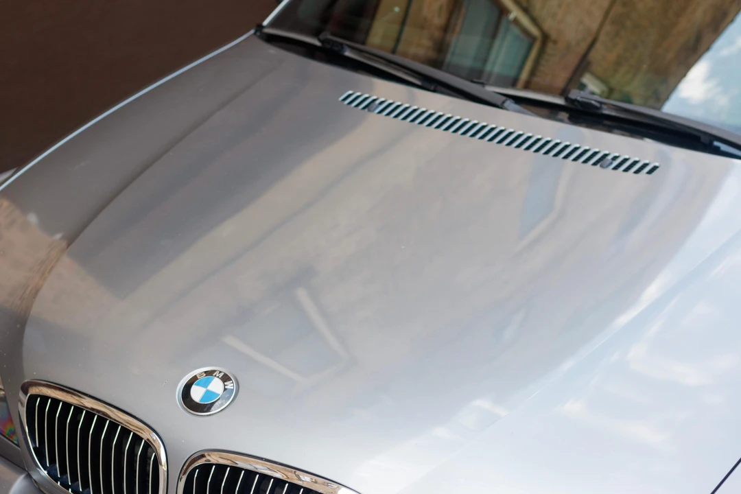 2004 BMW E46 330i & 330Ci - Image 27 of 31
