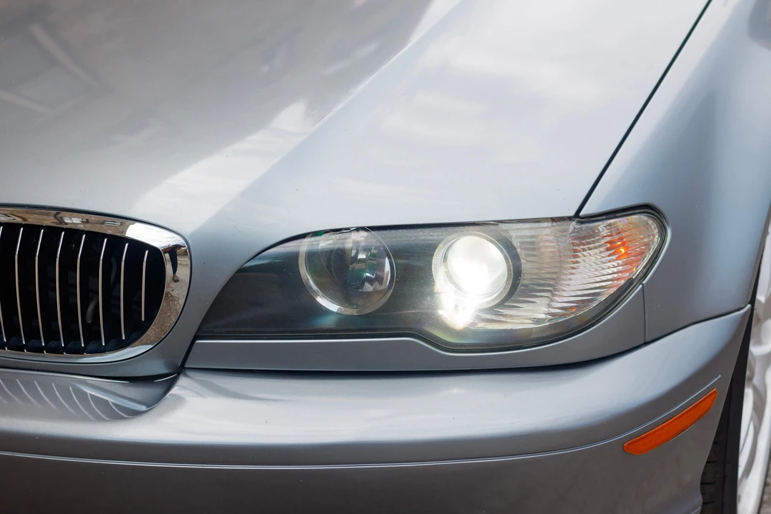 2004 BMW E46 330i & 330Ci - Image 23 of 31