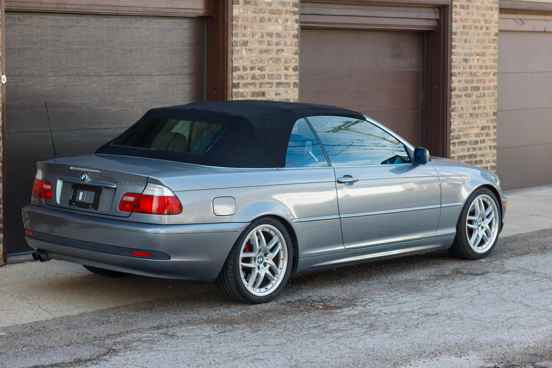 2004 BMW E46 330i & 330Ci - Image 16 of 31