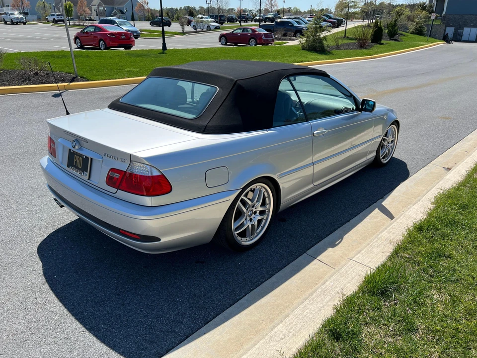 2004 BMW E46 330i & 330Ci - Image 20 of 31