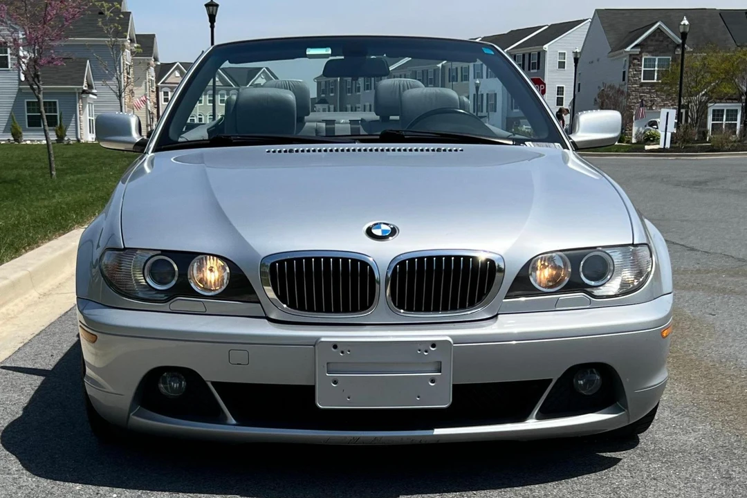 2004 BMW E46 330i & 330Ci - Image 2 of 31
