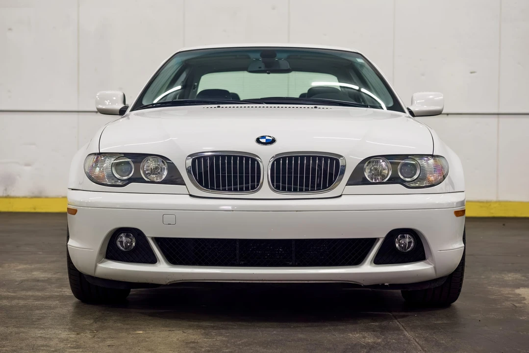 2004 BMW E46 330i & 330Ci - Image 13 of 31