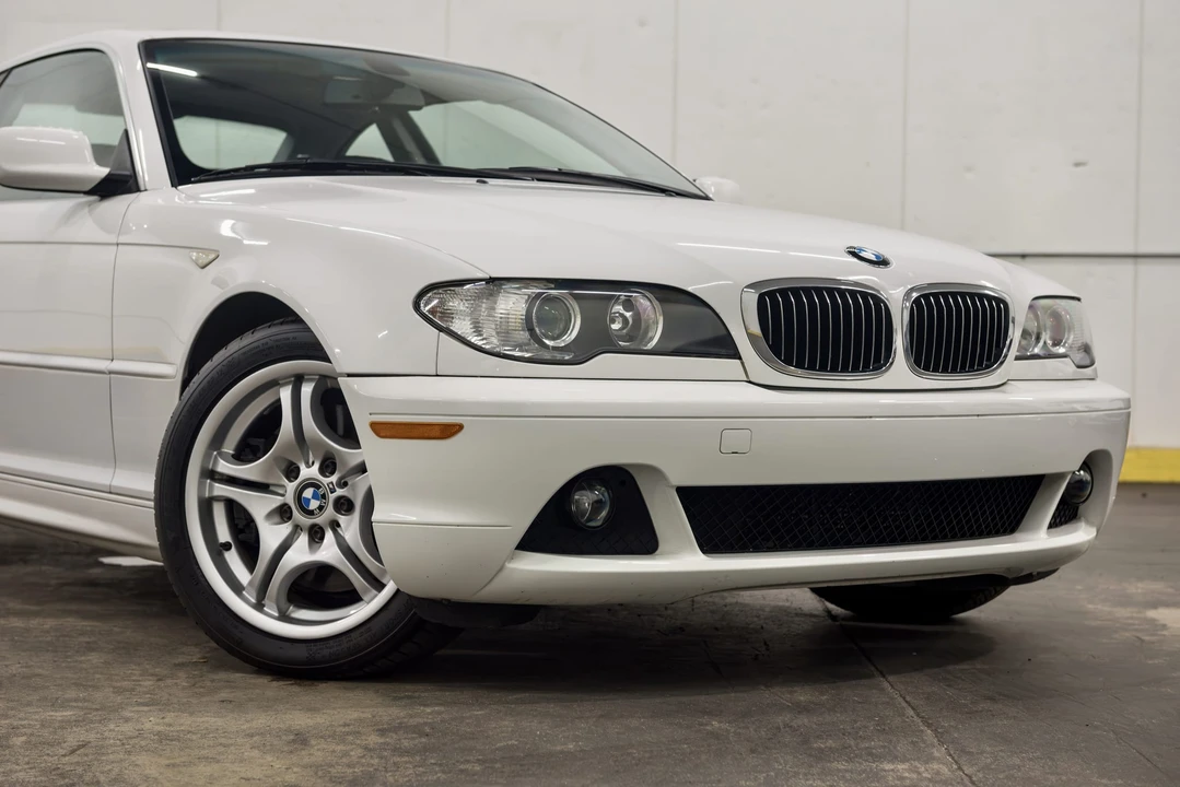2004 BMW E46 330i & 330Ci - Image 19 of 31
