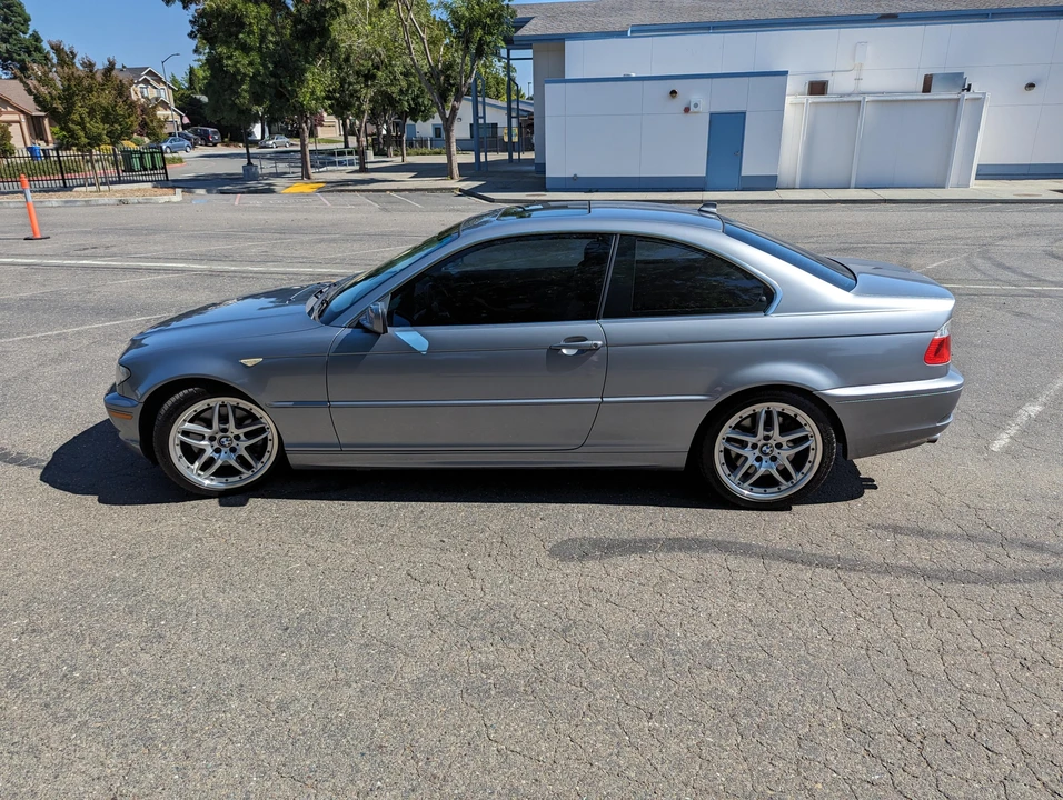 2004 BMW E46 330i & 330Ci - Image 9 of 31