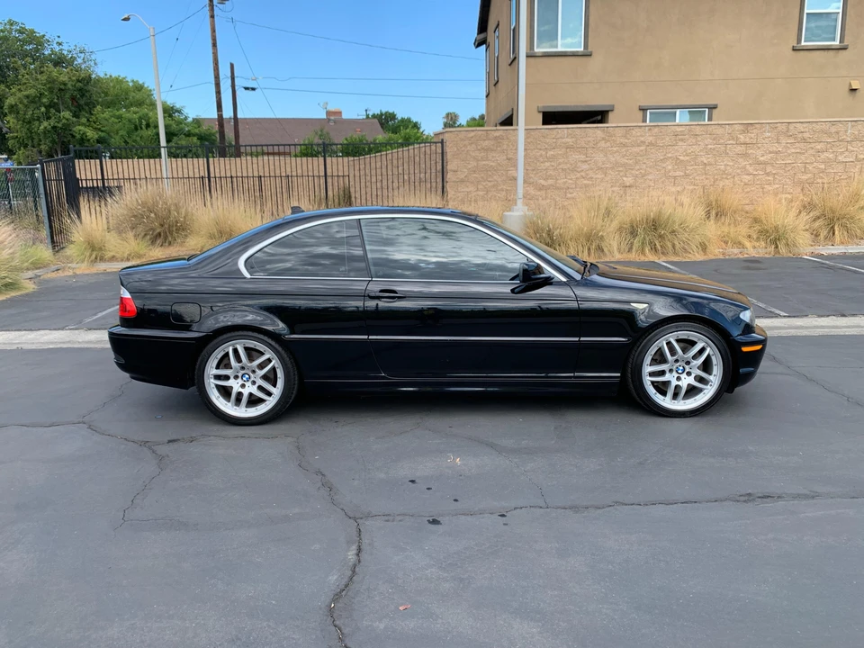 2004 BMW E46 330i & 330Ci - Image 13 of 31