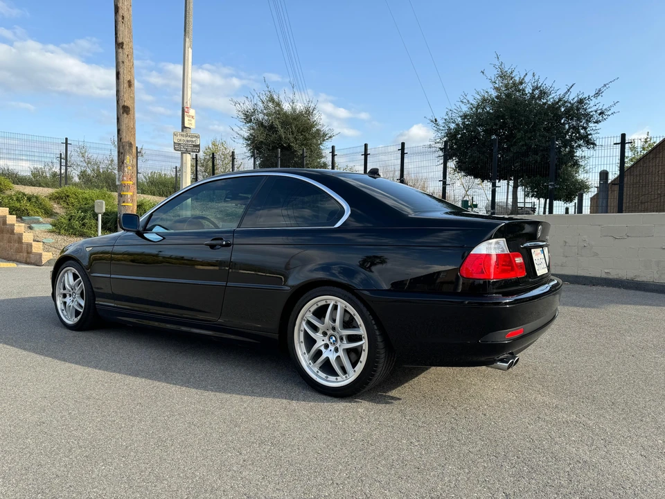 2004 BMW E46 330i & 330Ci - Image 9 of 31