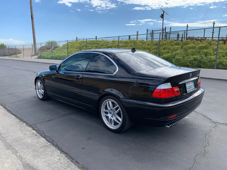 2004 BMW E46 330i & 330Ci - Image 11 of 31