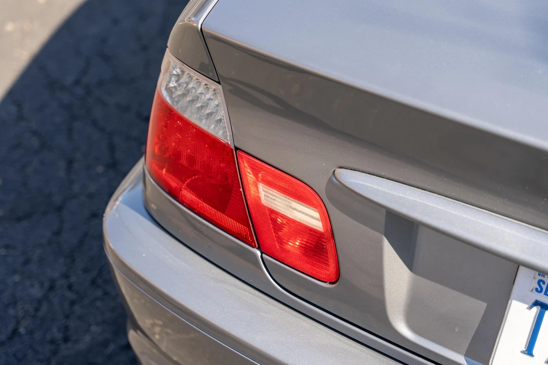 2004 BMW E46 330i & 330Ci - Image 25 of 31