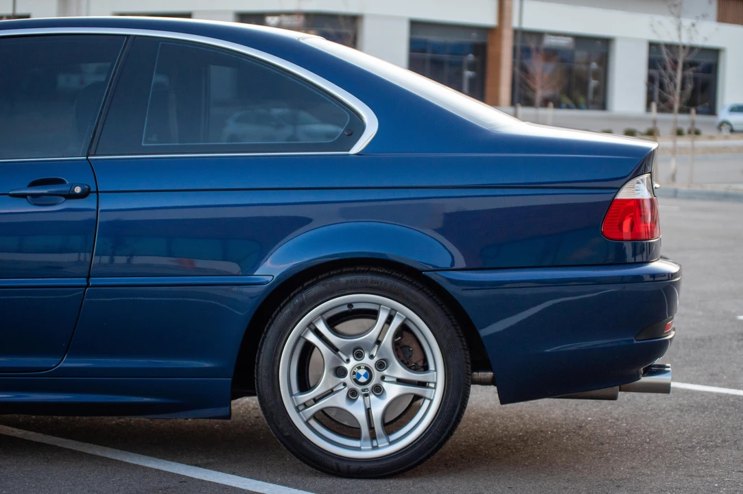 2004 BMW E46 330i & 330Ci - Image 22 of 31