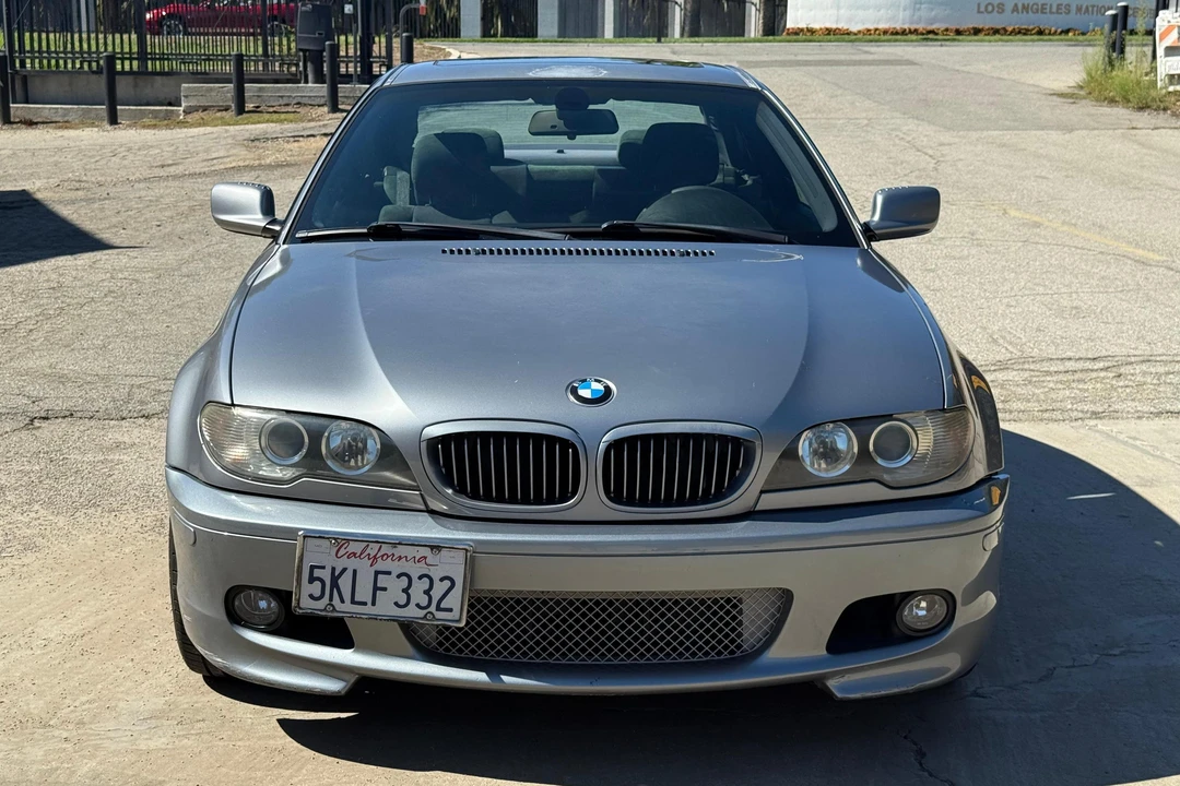 2004 BMW E46 330i & 330Ci - Image 2 of 31