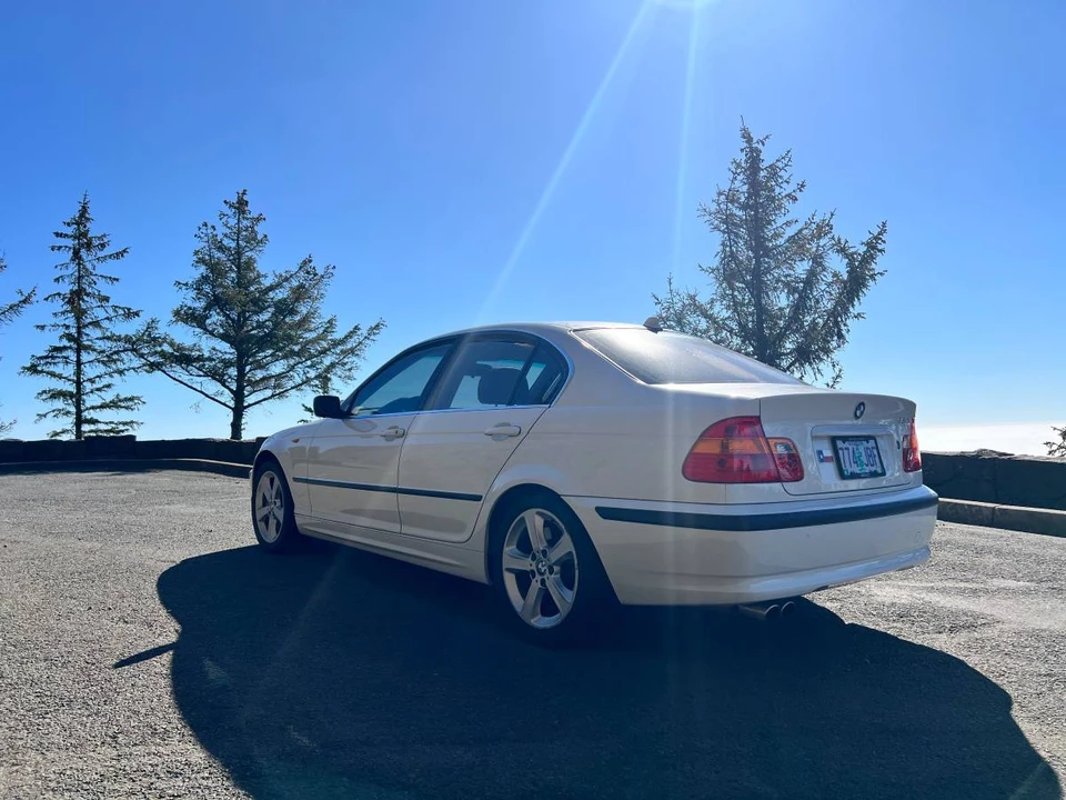 2004 BMW E46 330i & 330Ci - Image 7 of 21
