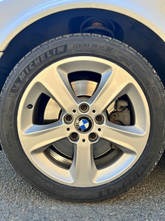 2004 BMW E46 330i & 330Ci - Image 17 of 21