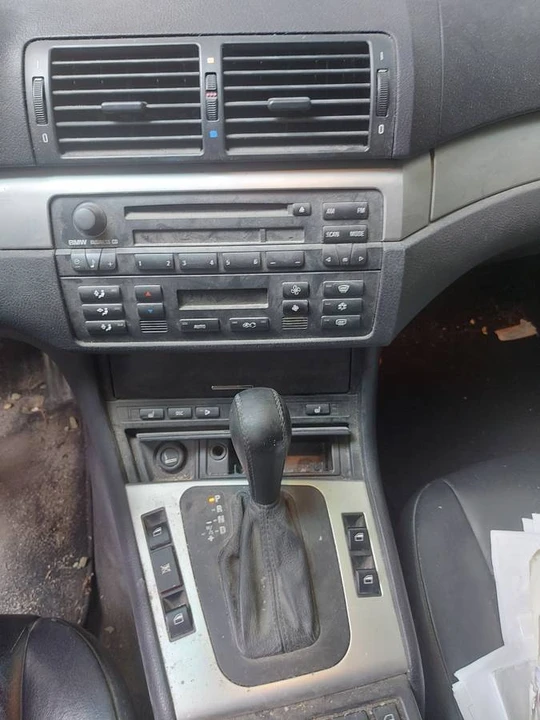 2004 BMW E46 330i & 330Ci - Image 6 of 9