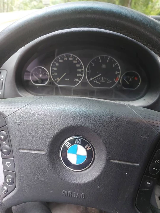 2004 BMW E46 330i & 330Ci - Image 8 of 9