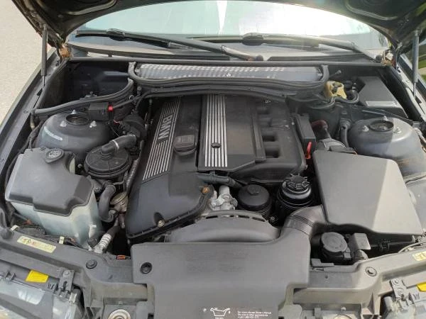 2004 BMW E46 330i & 330Ci - Image 3 of 13