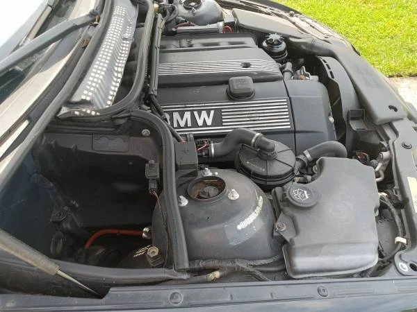 2004 BMW E46 330i & 330Ci - Image 2 of 13