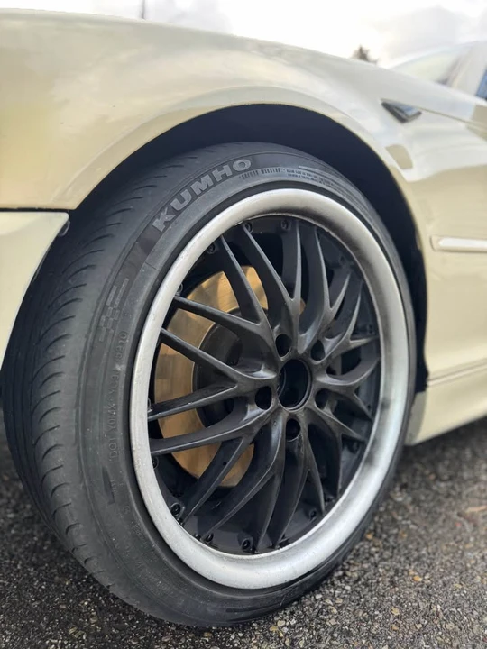 2004 BMW E46 330i & 330Ci - Image 11 of 20
