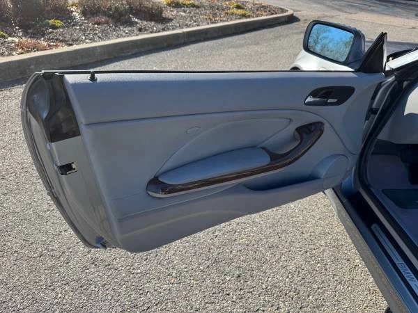 2004 BMW E46 330i & 330Ci - Image 16 of 21