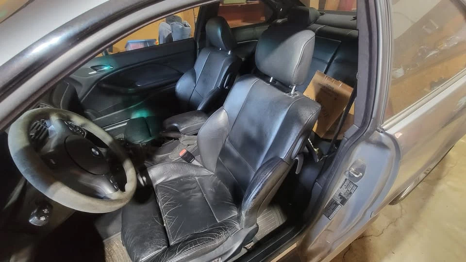 2004 BMW E46 330i & 330Ci - Image 7 of 10