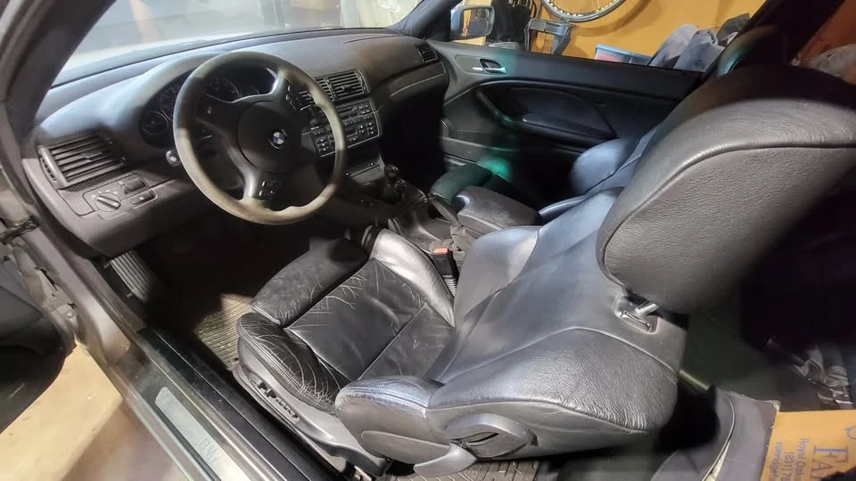 2004 BMW E46 330i & 330Ci - Image 6 of 10