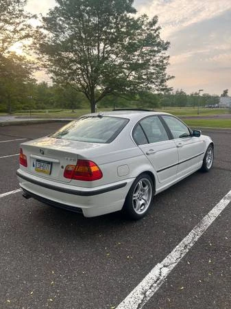 2004 BMW E46 330i & 330Ci - Image 3 of 10