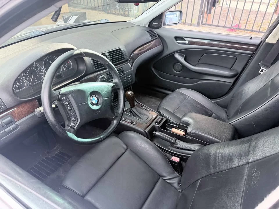 2004 BMW E46 330i & 330Ci - Image 7 of 8
