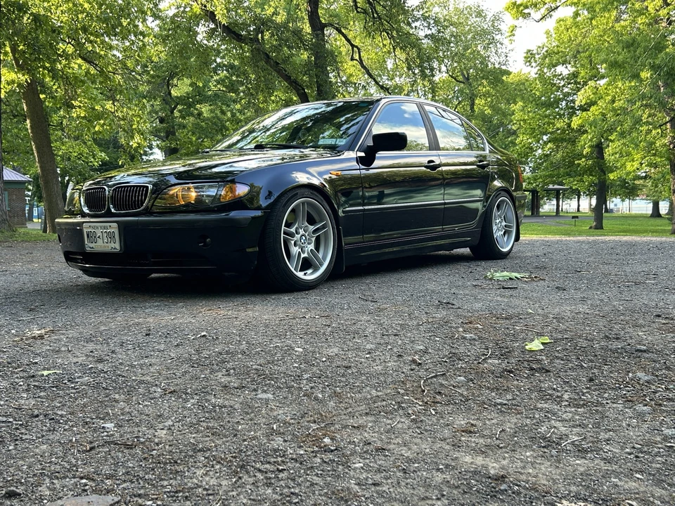 2004 BMW E46 330i & 330Ci - Image 3 of 31