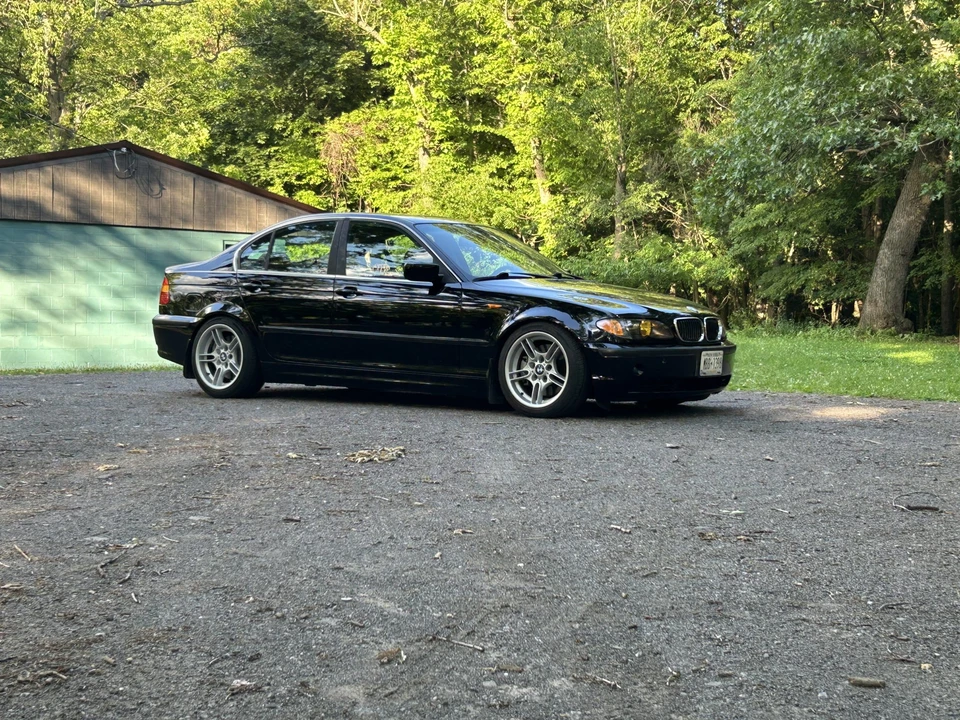 2004 BMW E46 330i & 330Ci - Image 13 of 31